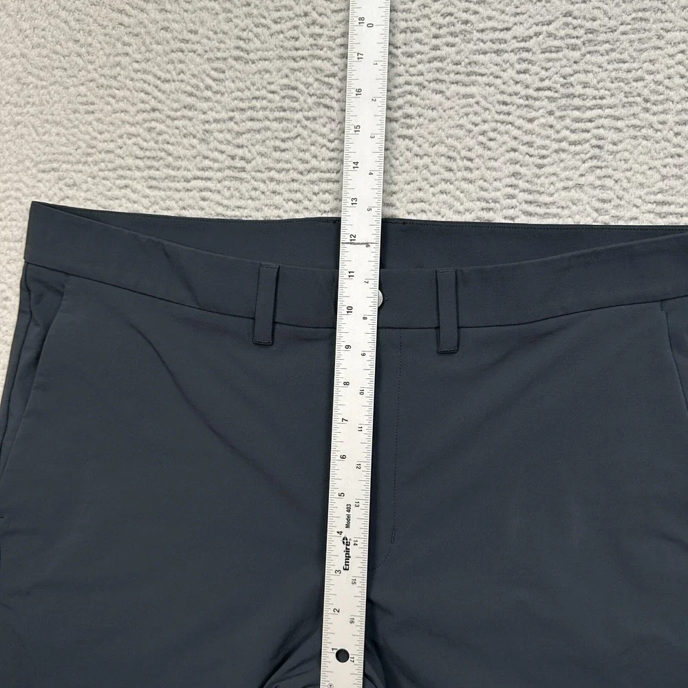 CRZ Yoga Pants Mens Size 36 (Fits 38X30) Gray Golf Performance Athleisure Sports